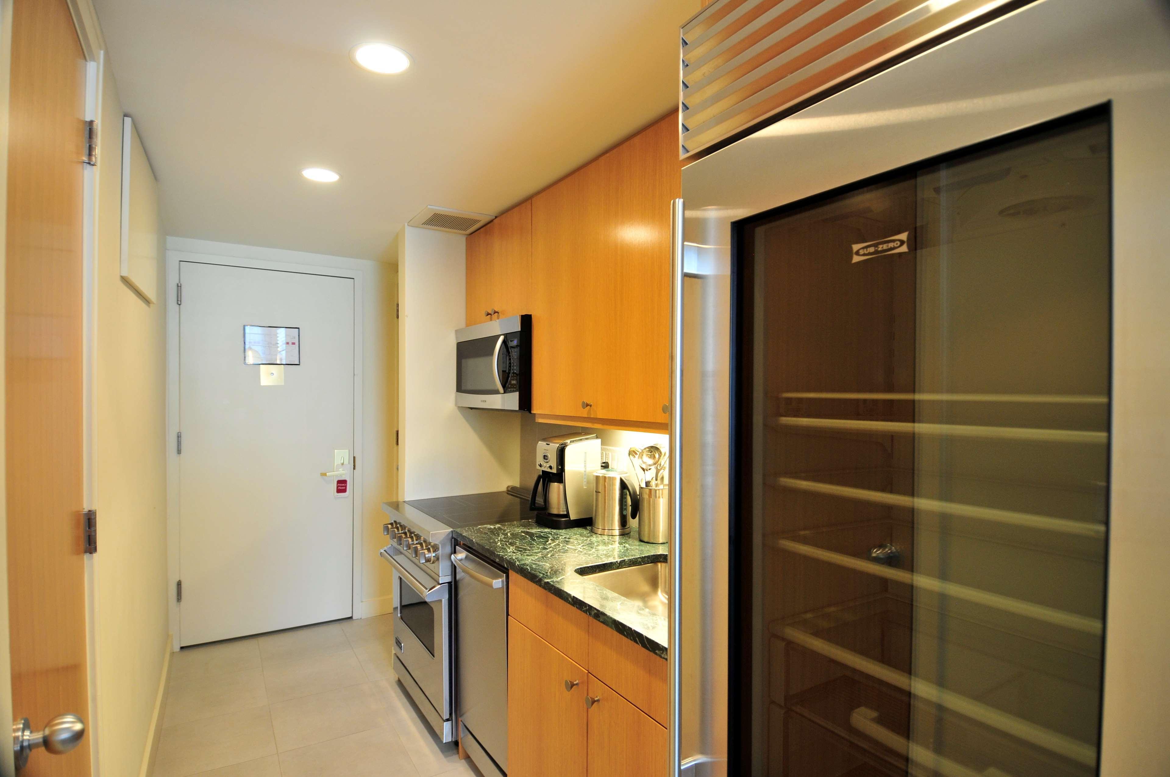 Lombardy Hotel New York Bagian luar foto