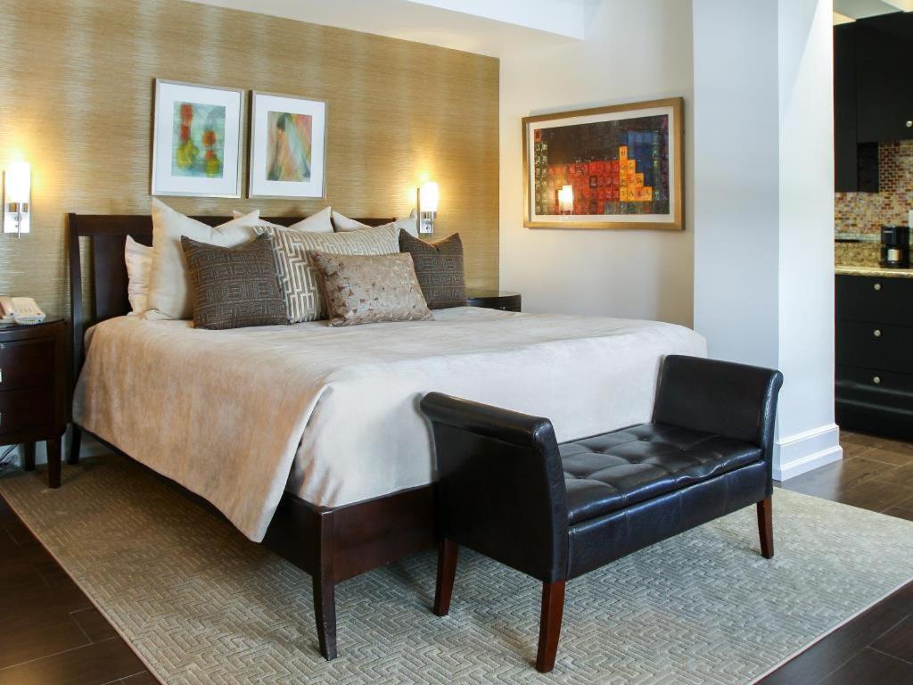 Lombardy Hotel New York Bagian luar foto